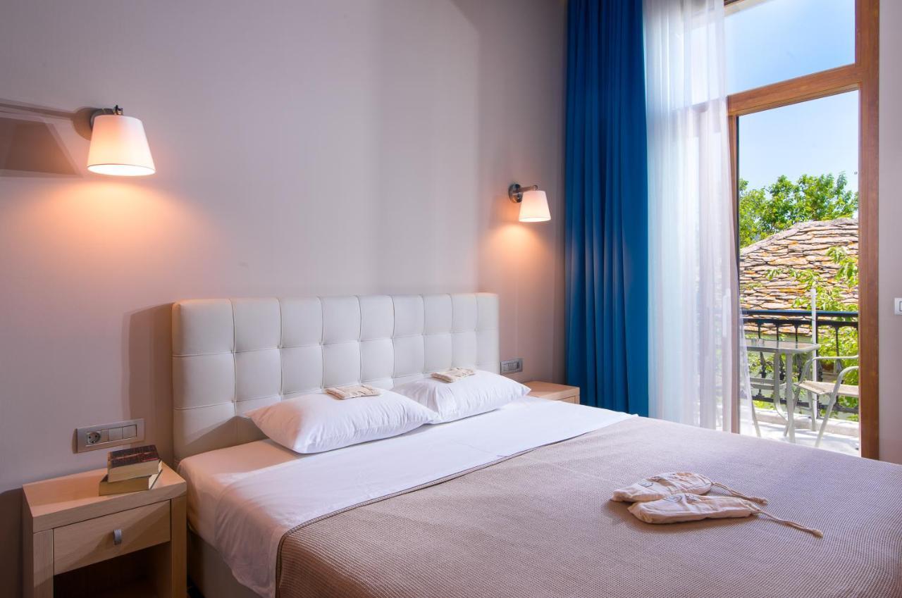 On The Rocks Aparthotel Theologos  Exterior photo